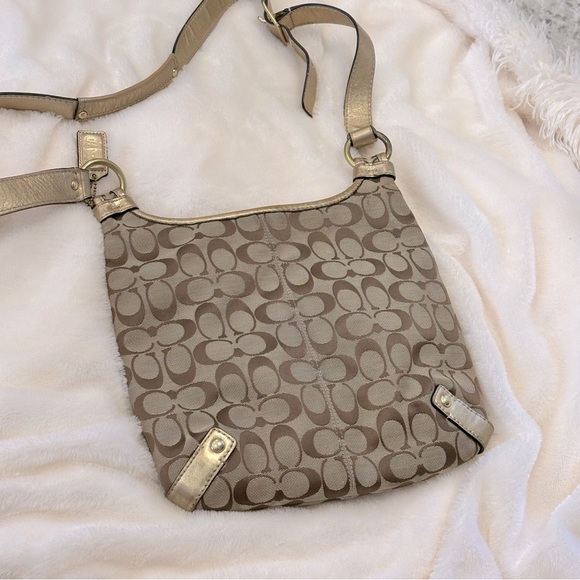Coach crossbody monogram bag with gold detailing Vintage - Picture 7 of 11